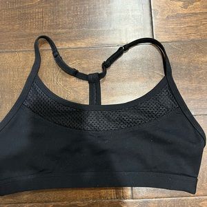 Lorna Jane sports bra size small in black